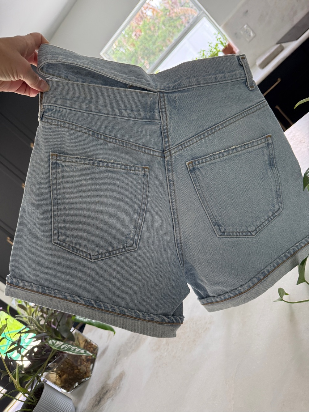 Agolde High-Waist Light Blue Double-Waist Denim Shorts - Picture 2 of 3